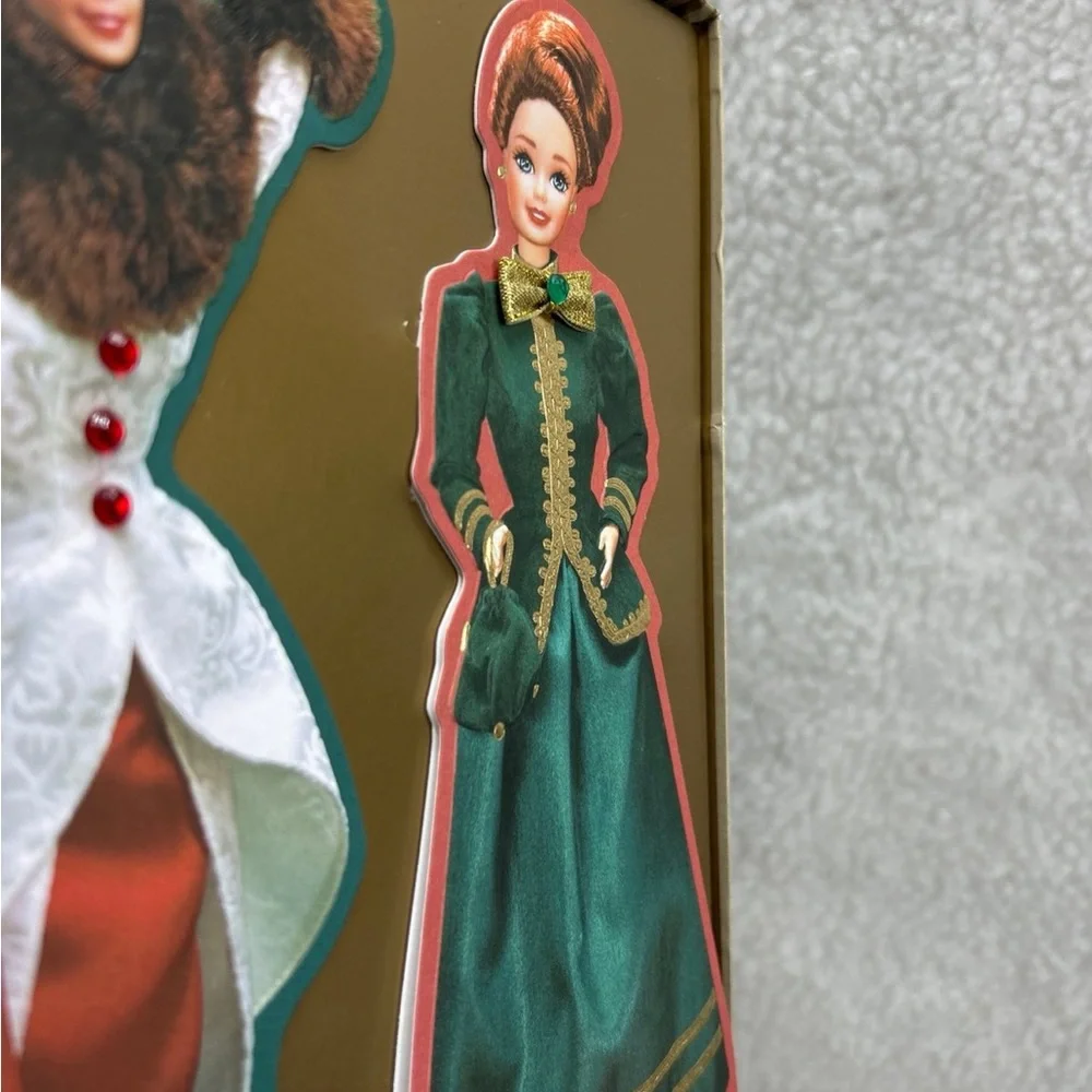 Vintage Hallmark Gold Crown Barbie Victorian Christmas Embossed Cards Set 1996